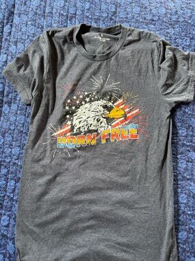 Born Free Graphic Eagle Tee - Charcoal